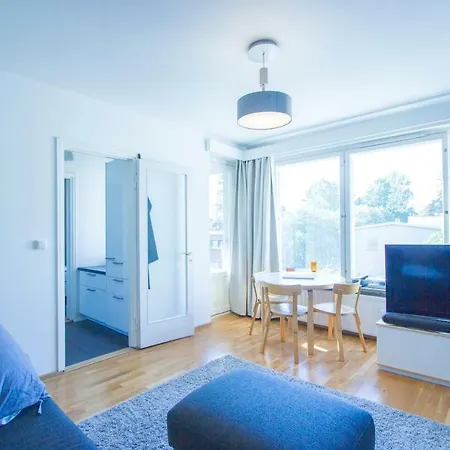 In Lauttasaari, Apartamento *